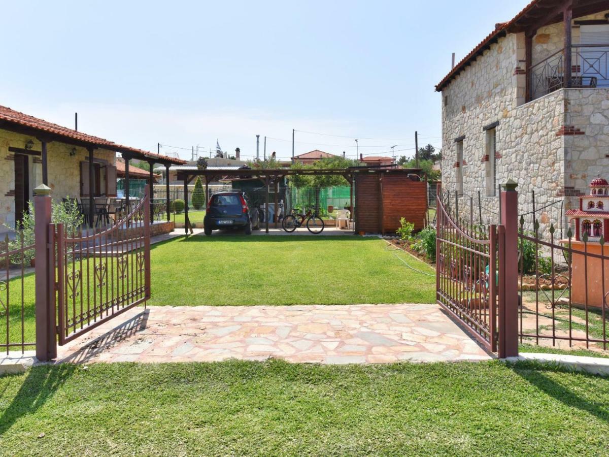 Villa Trifon By Rentalspro Services -Nea Potidea Halkidiki Exterior photo